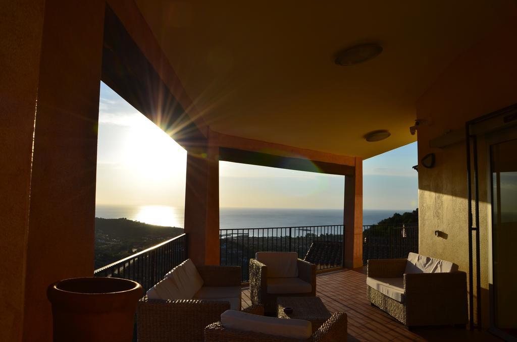 Hotel Castello Budoni Luaran gambar