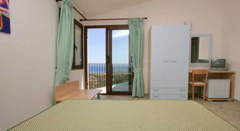 Hotel Castello Budoni Luaran gambar