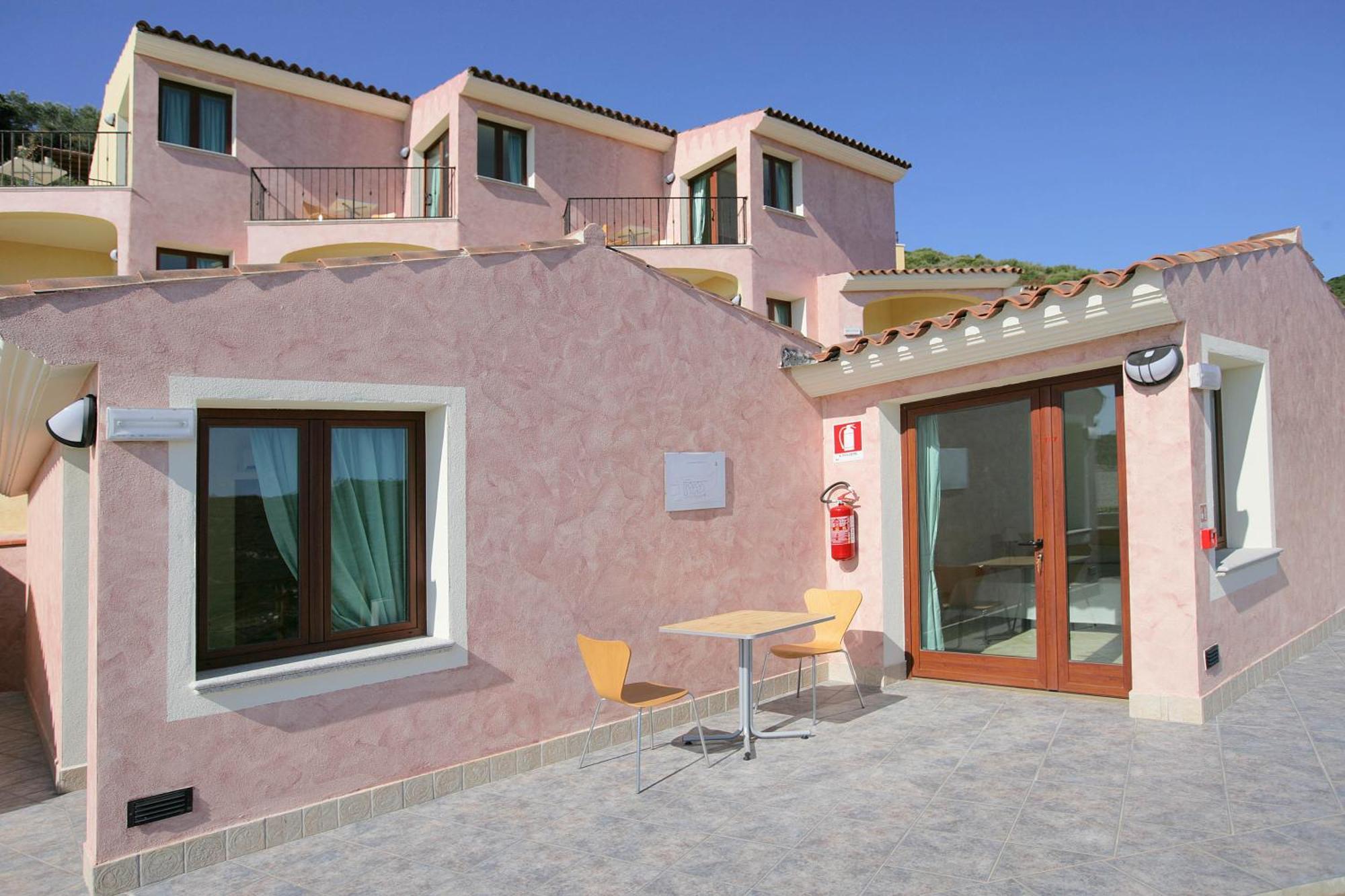 Hotel Castello Budoni Luaran gambar