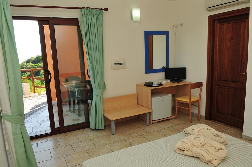 Hotel Castello Budoni Bilik gambar